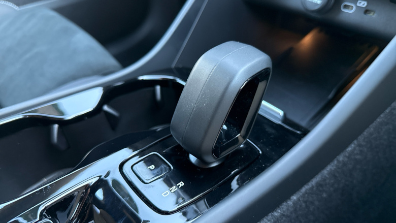 Volvo XC40 2.0 B3P Plus Dark 5dr Auto Petrol Estate